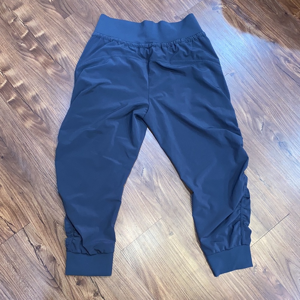 Athleta Gray Pants - Picture 4 of 6